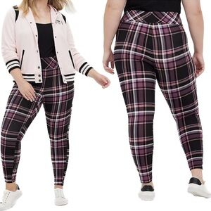 Torrid Pixie Skinny Studio Luxe Ponte High-Rise
Pant Pink Plaid Size 2R Stretch